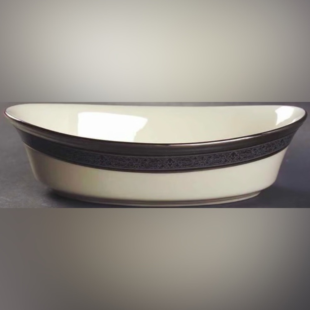 Lenox Moonlight Mood 10” Oval Vegetable Bowl Cream w Silver, Green & Black Trim